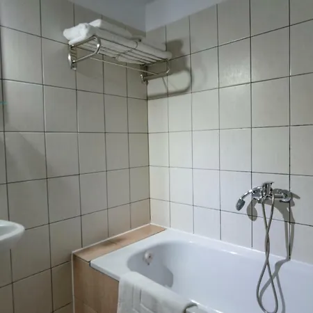 Hotell Pravi Eleftheroupoli