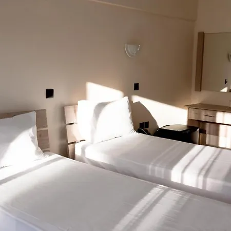 Pravi Hotell *